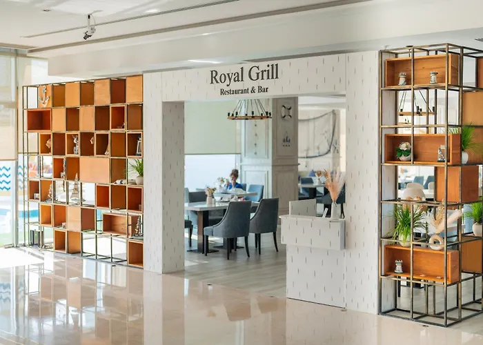 Royal Central And The Palm